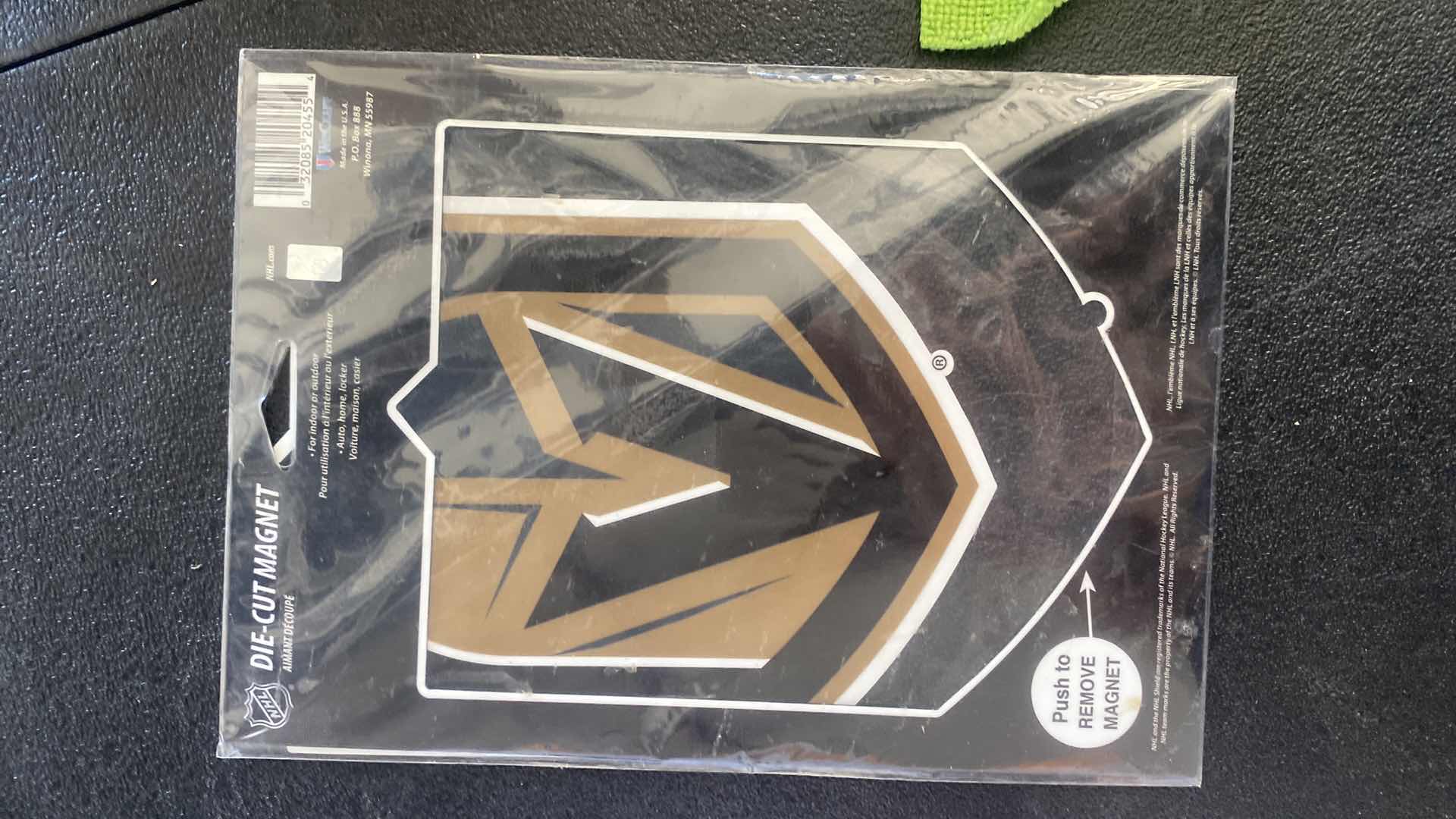 Photo 1 of NEW SUV/CAR SEAT COVER & DIE CUT GOLDEN KNIGHTS MAGNET