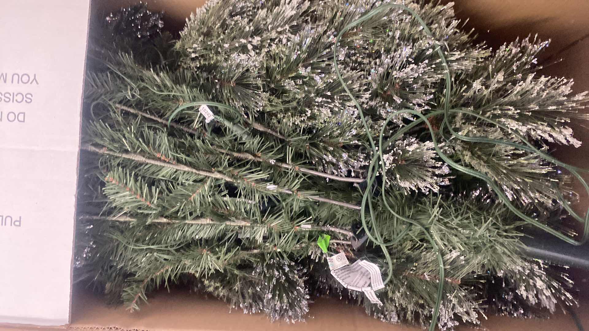 Photo 1 of SPARKLING AMELIA CHRISTMAS TREE 7.5’