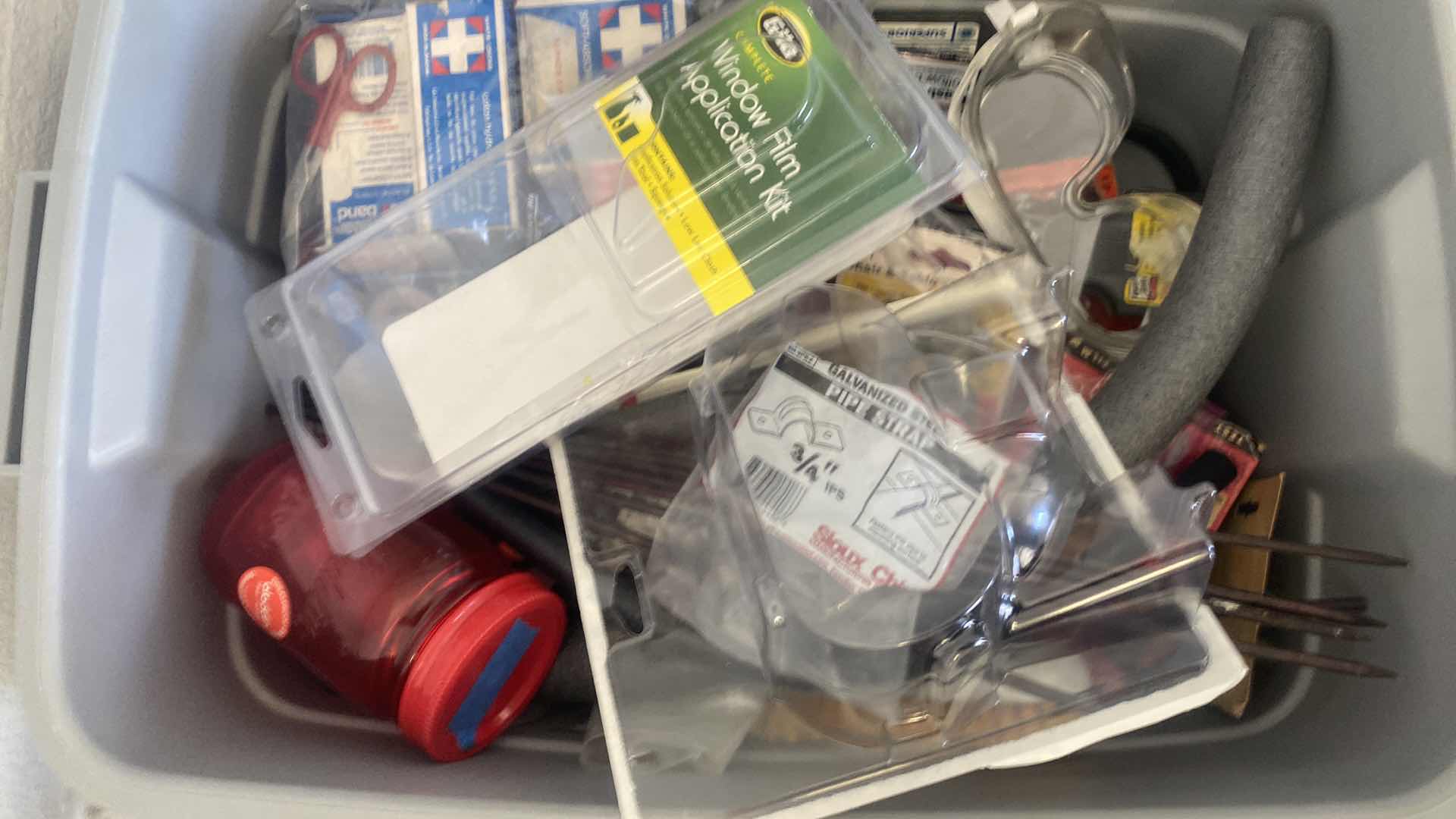 Photo 1 of 4 TOTES MISC GARAGE & HOUSEHOLD ITEMS