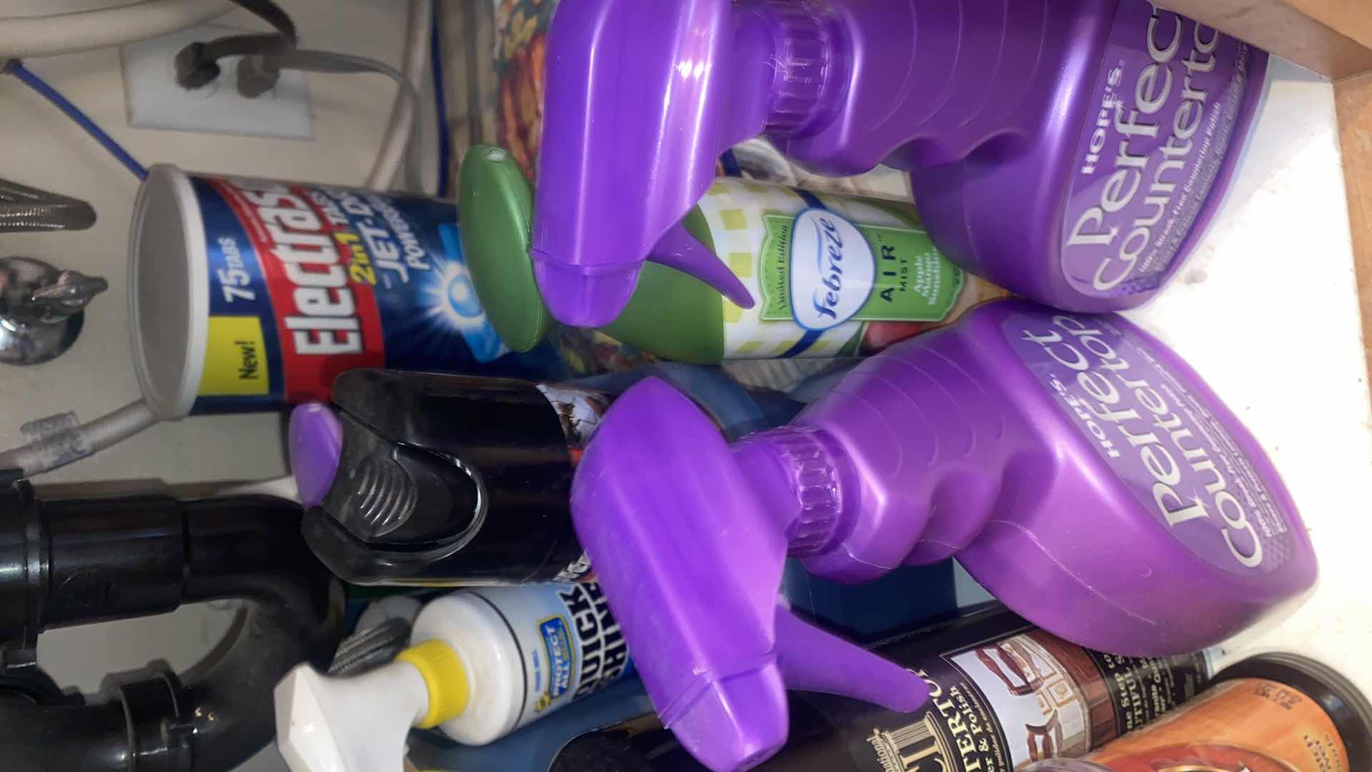 Photo 1 of CONTENTS OF CABINET - CLEANING SUPPLIES