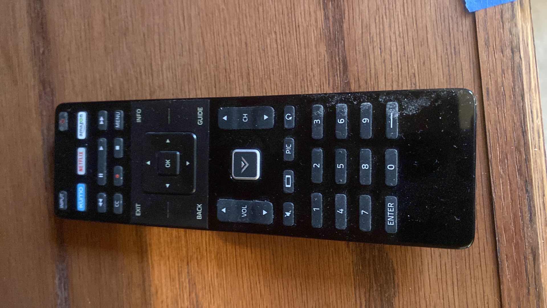 Photo 1 of 32” VIZIOI TV WITH REMOTE (needs batteries)