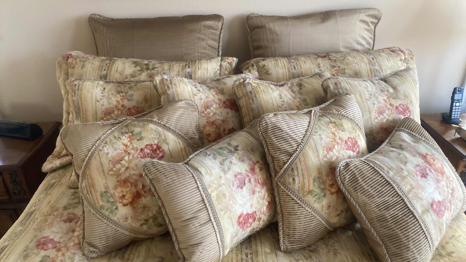 Photo 1 of CROSCILL QUEEN SIZE FLORAL COMFORTER PILLOW SHAMS & TOSS PILLOWS