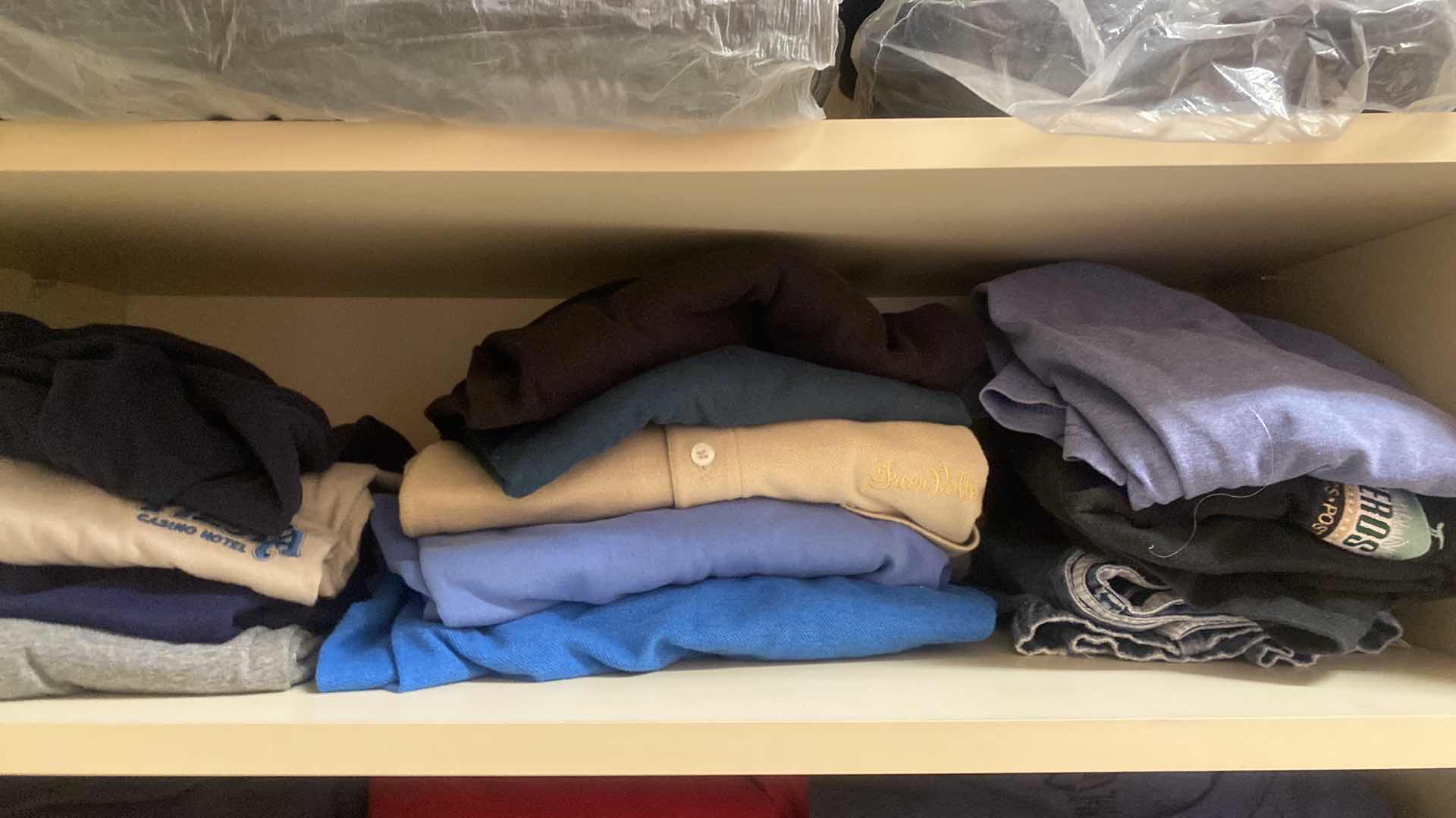 Photo 1 of 6 SHELFS MENS SIZE 2 XL & XL CLOTHING