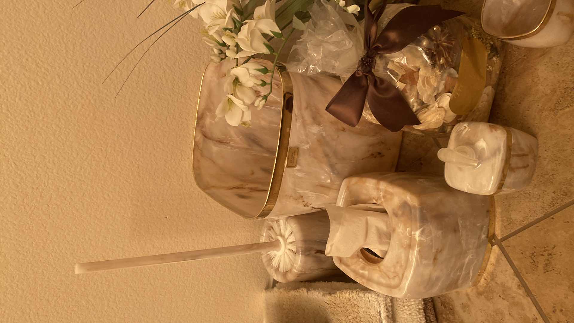 Photo 1 of BATHROOM PLASTIC ACCESSORIES, TOWELS, RUG & FAUX ORCHID H15”