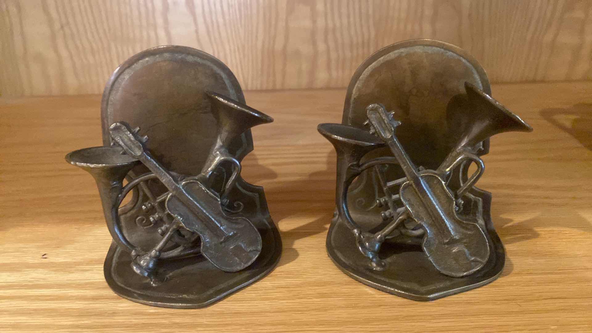 Photo 1 of HEAVY METAL MUSICAL BOOKENDS 5” x 5”