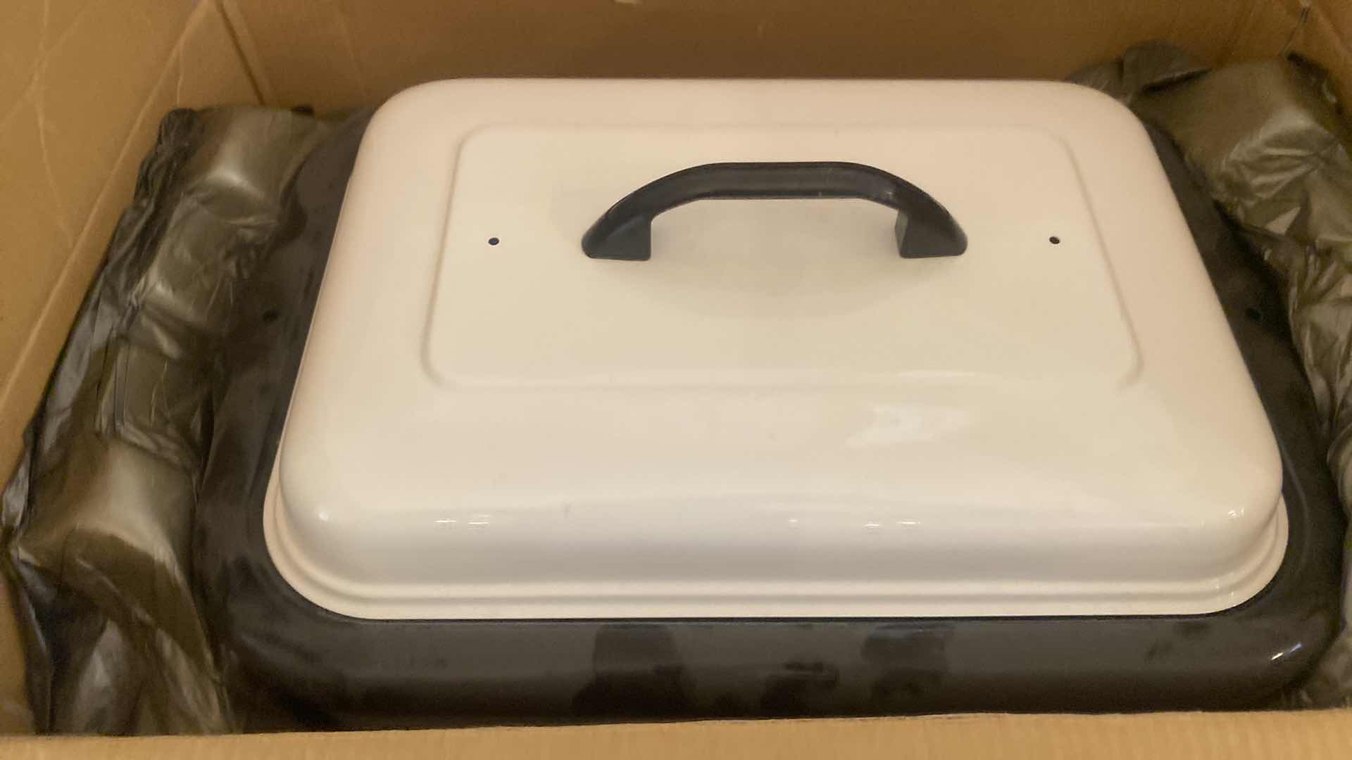 Photo 1 of HAMILTON BEACH ROASTER OVEN