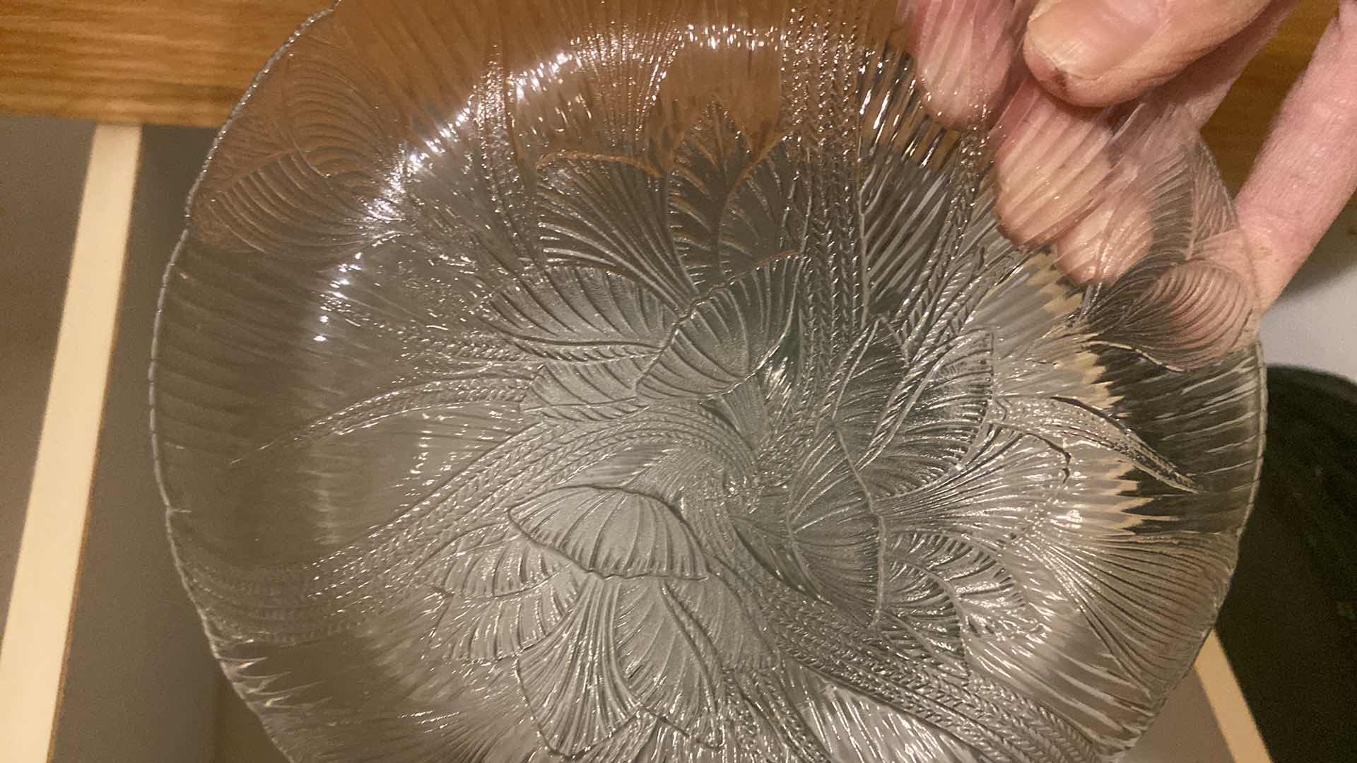 Photo 1 of 19-ARCOROC CANTERBURY CROCUS  PLATES 8” (mugs, plates, salad, and bowls. Also available sold separately) EST VALUE $220