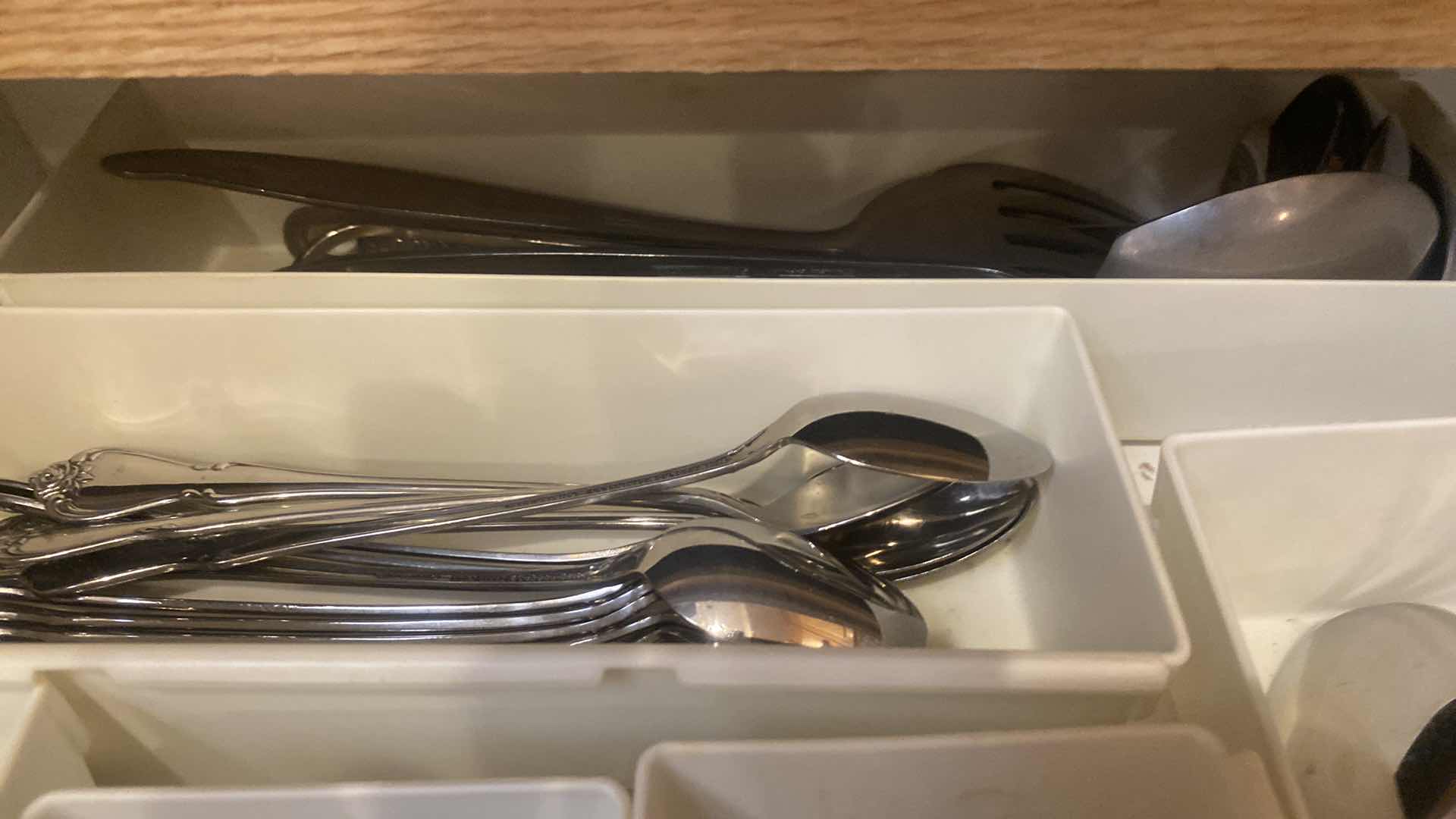 Photo 1 of CONTENTS OF DRAWER -SILVERWARE