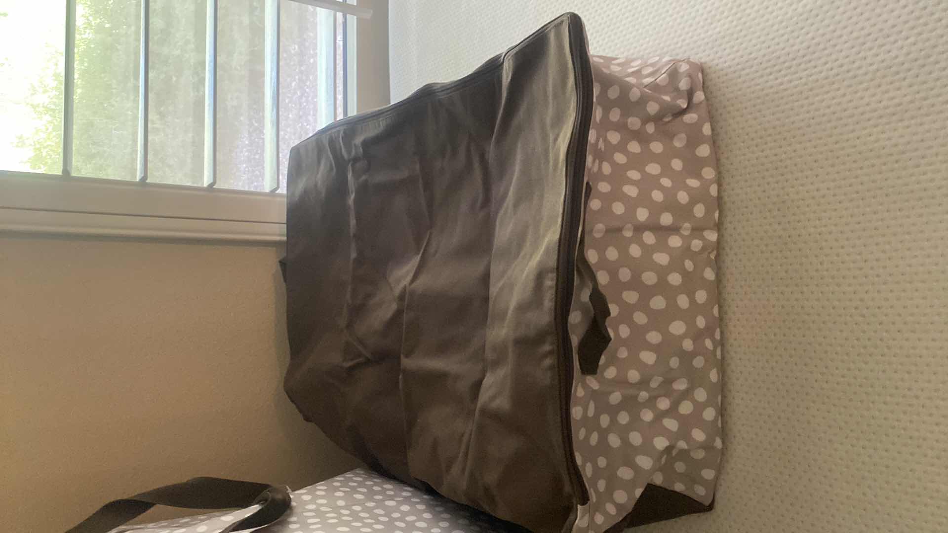 Photo 1 of 4-THIRTY ONE COLLAPSABLE STORAGE BAG  26“ x 17“ H7”