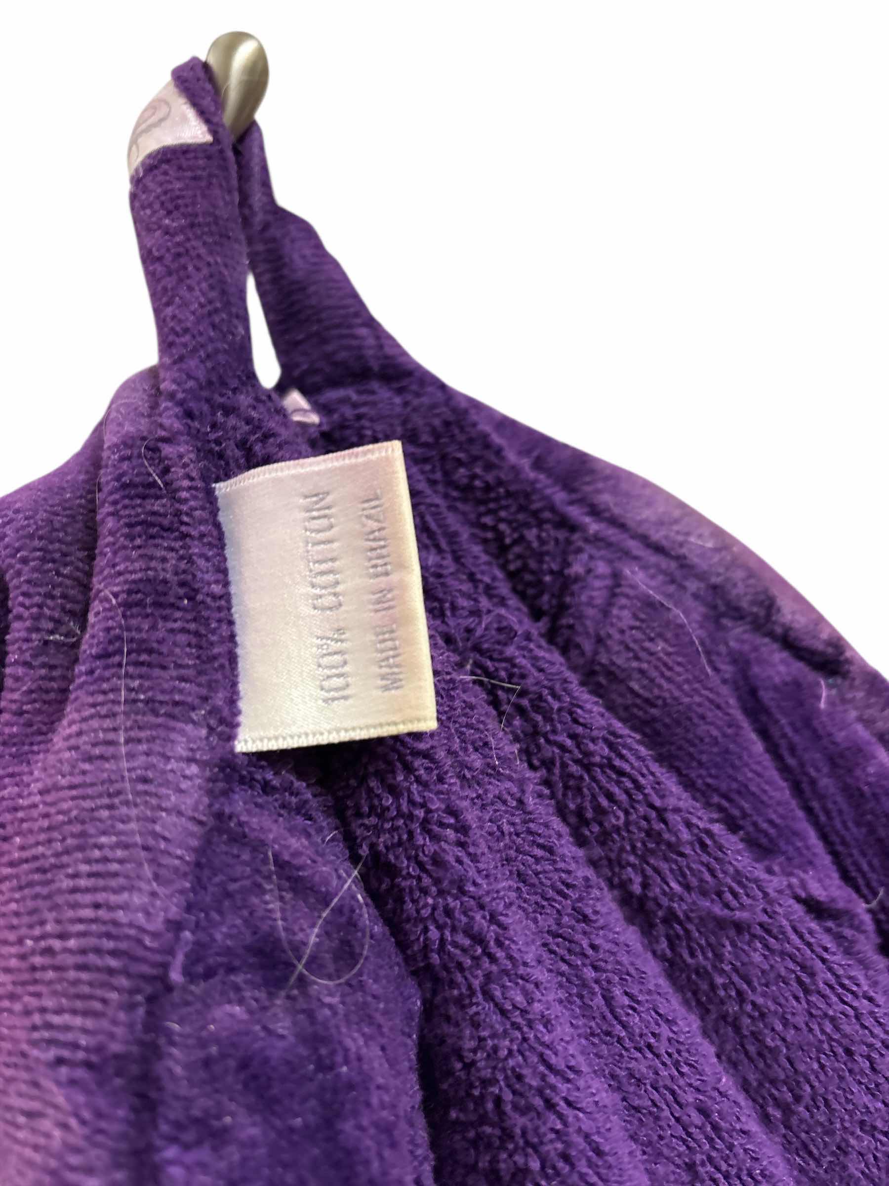 Photo 1 of (5)PCS BATH ROBES ONE SIZE