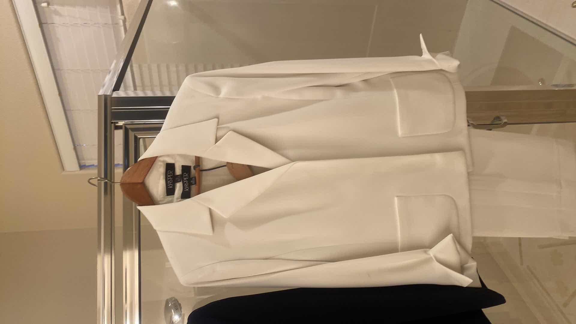 Photo 1 of 2- WOMENS SIZE 12 SUITS LIZ CLABORNE & KASPER