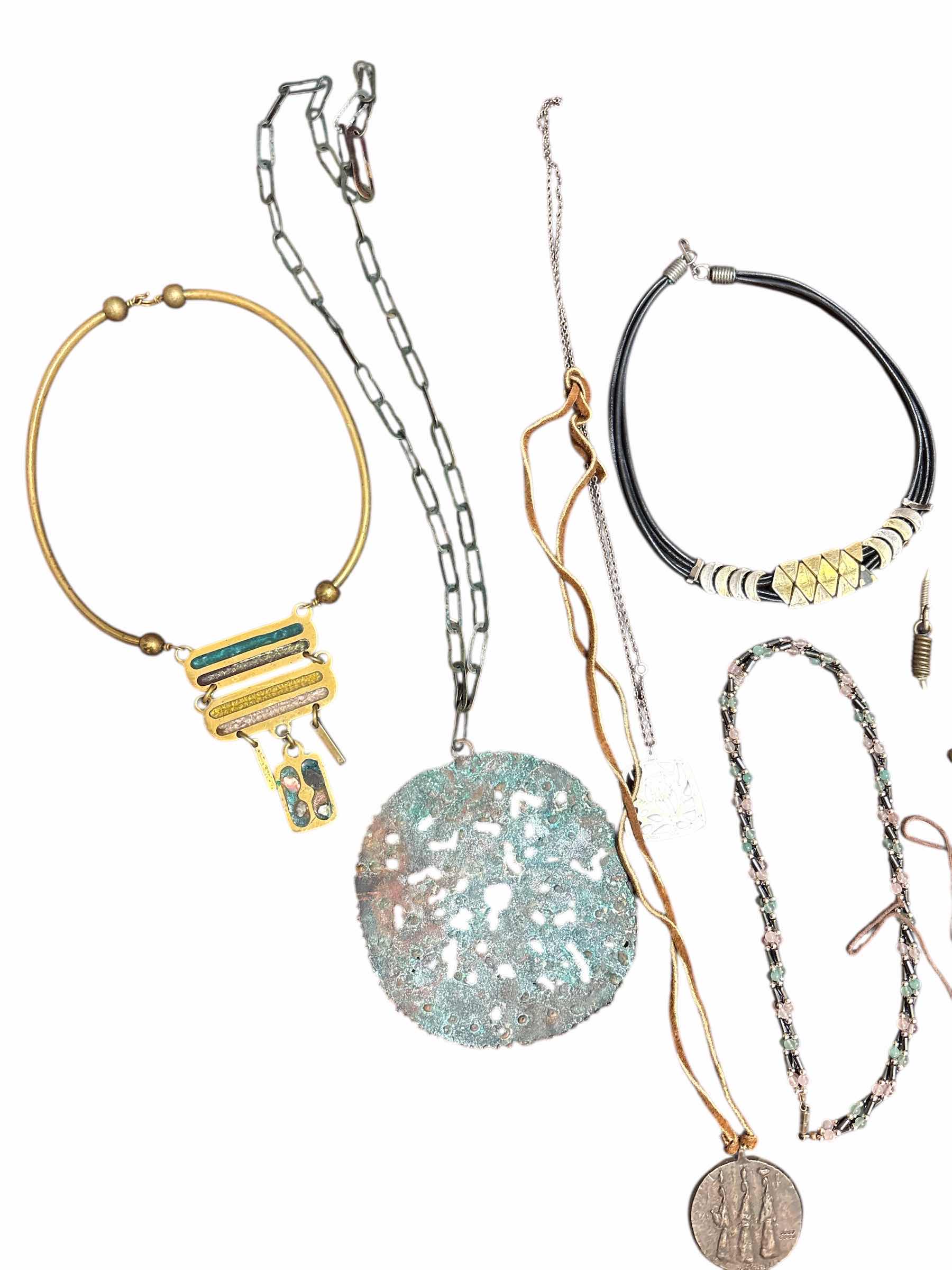 Photo 1 of (10)PCS FASION JEWELRY