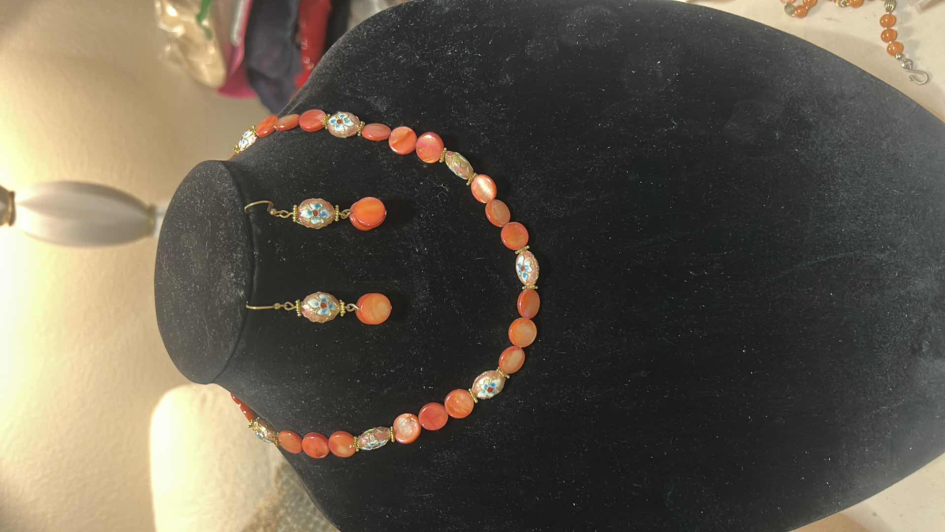 Photo 4 of 9 - FASHION JEWELRY PIECES - CUSTOM DESIGNED NECKLACES/ EARRINGS & BRACELET