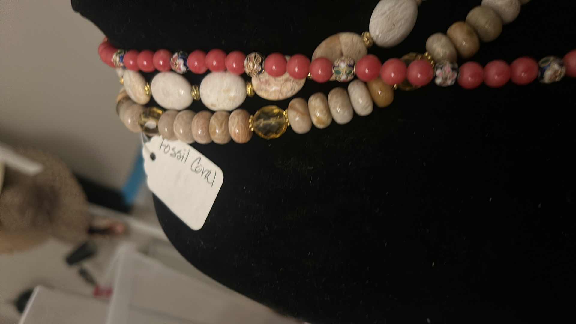 Photo 1 of 6 - FASHION JEWELRY PIECES - 5 CUSTOM DESIGNED NECKLACES & 1 PAIR OF EARRINGS