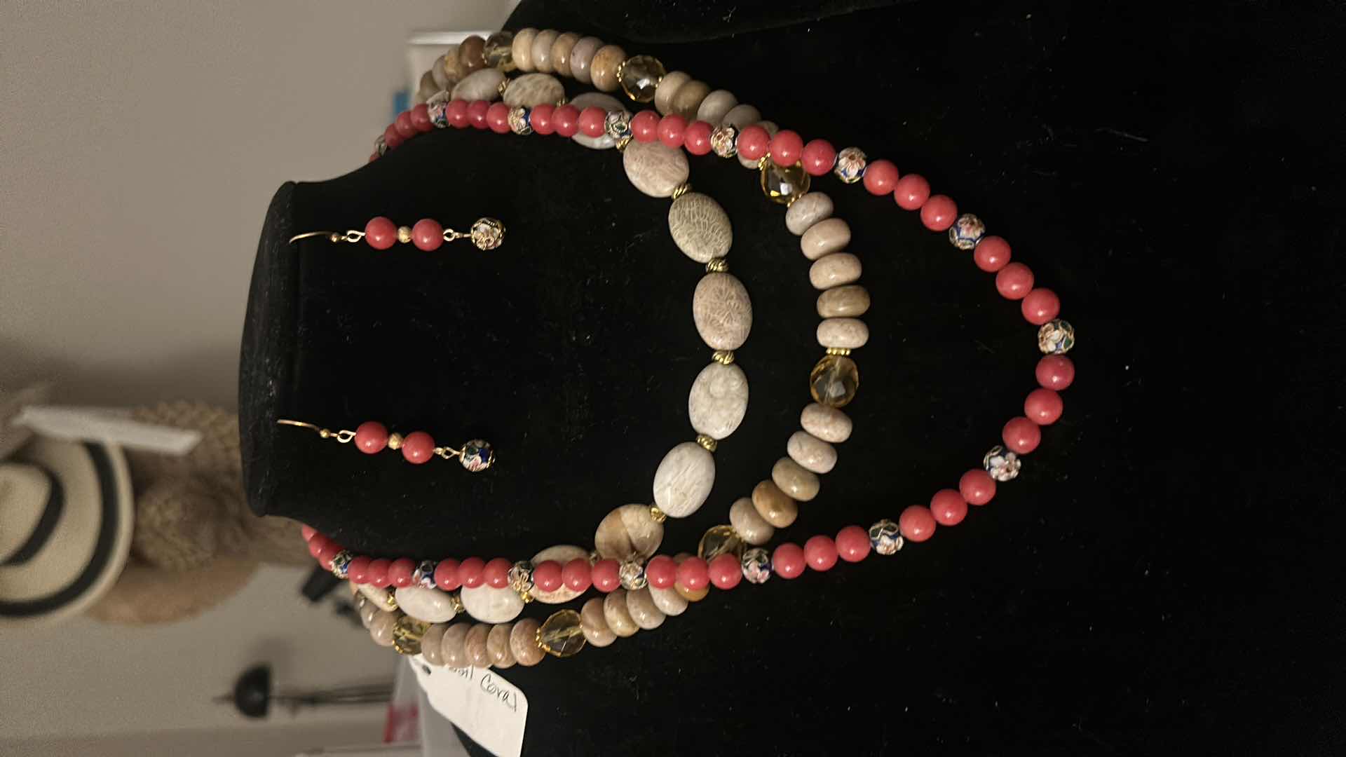 Photo 1 of 6 - FASHION JEWELRY PIECES - 5 CUSTOM DESIGNED NECKLACES & 1 PAIR OF EARRINGS