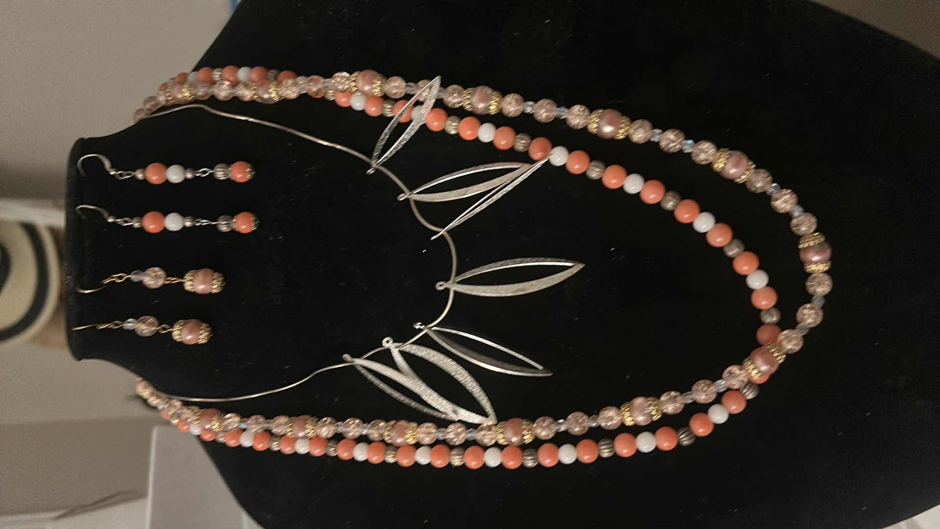 Photo 4 of 7- FASHION JEWELRY PIECES - 5 CUSTOM DESIGNED NECKLACES & 2 PAIRS OF EARRINGS