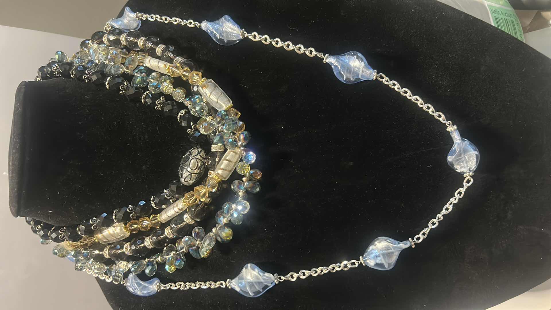 Photo 2 of FASHION JEWELRY- 5 NECKLACES