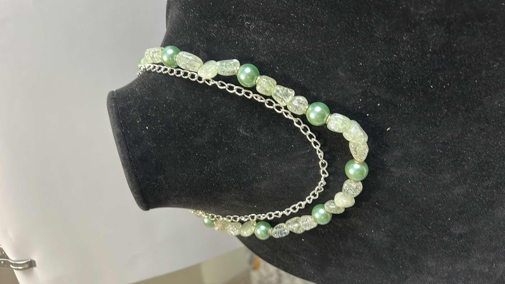 Photo 4 of 5 CUSTOM MADE NECKLACES AND 2 PAIRS OF EARRINGS