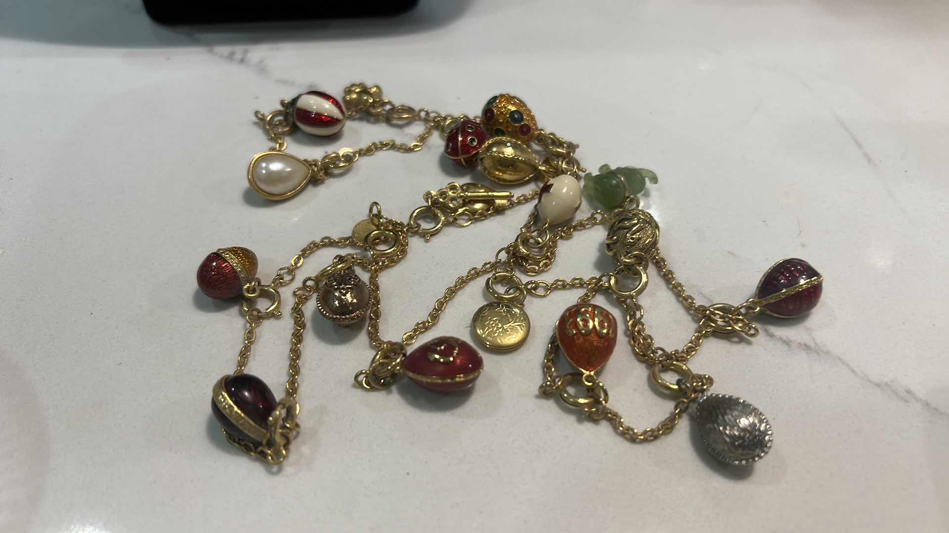 Photo 1 of JOAN RIVERS LONG NECKLACE