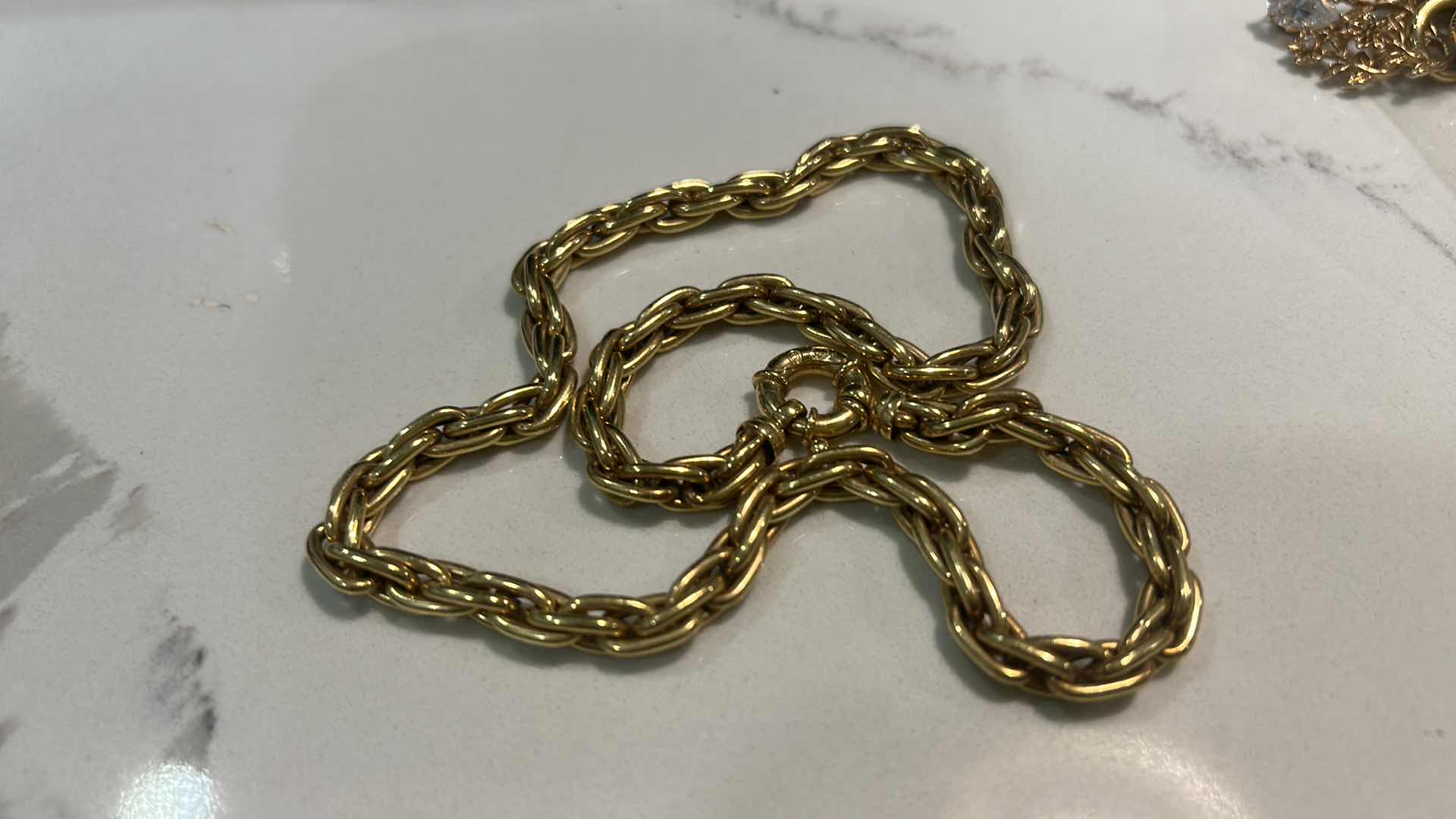 Photo 1 of 14K GOLD 17” NECKLACE FROM ITALY