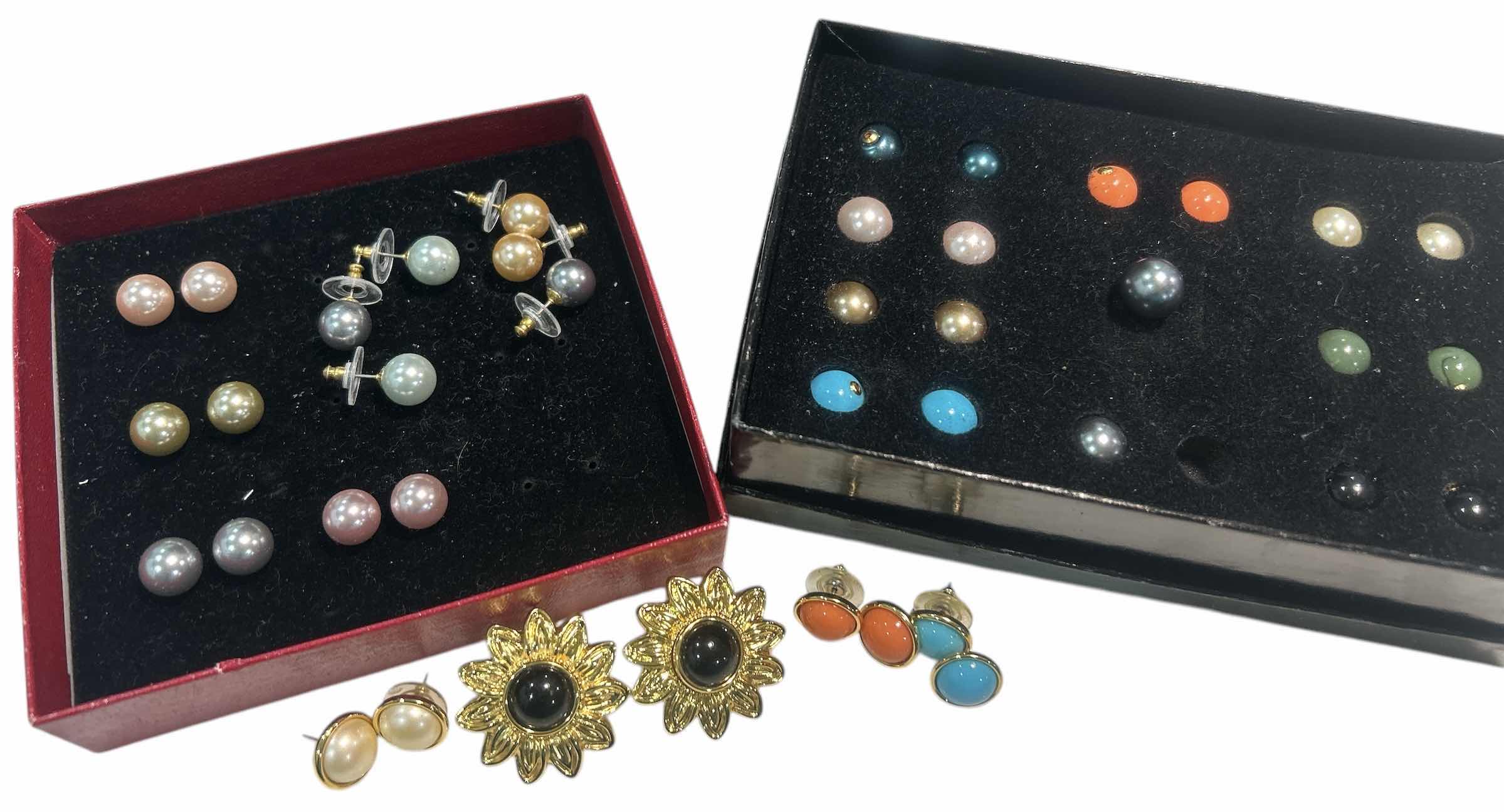 Photo 1 of EARRING COLLECTION