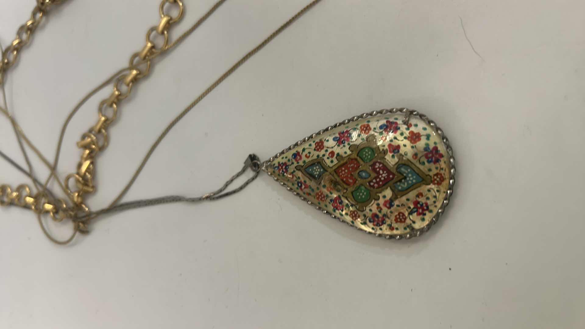 Photo 6 of 4 NECKLACES