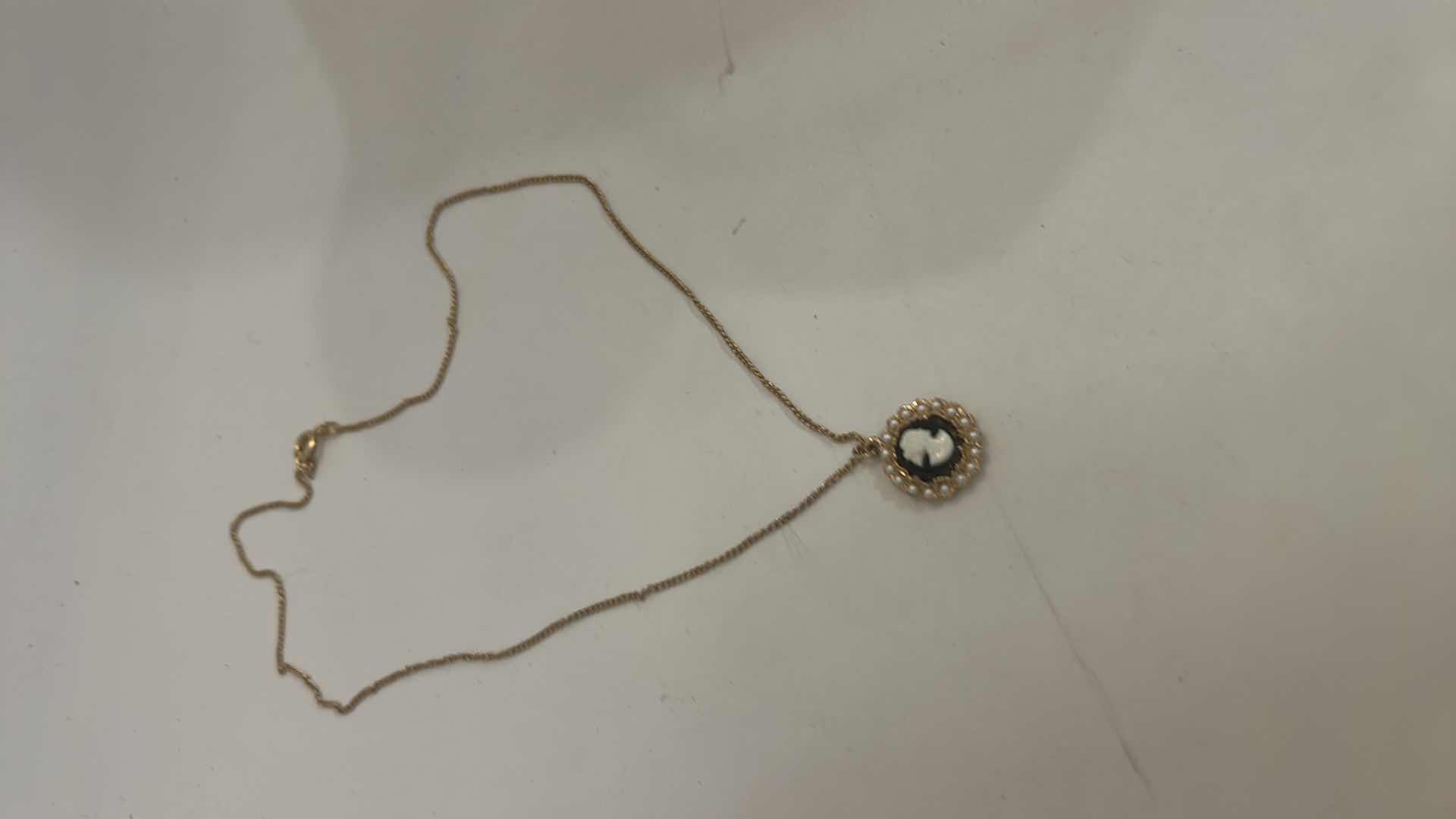 Photo 2 of 4 NECKLACES