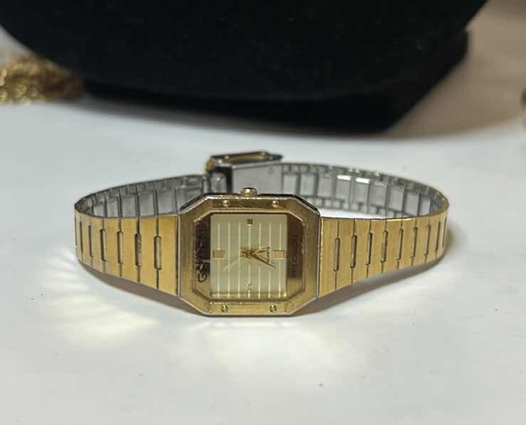 Photo 1 of WOMENS VINTAGE GRUEN WATCH