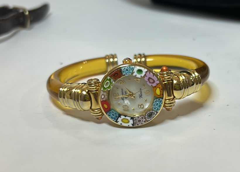 Photo 3 of 3 WOMENS WATCHES