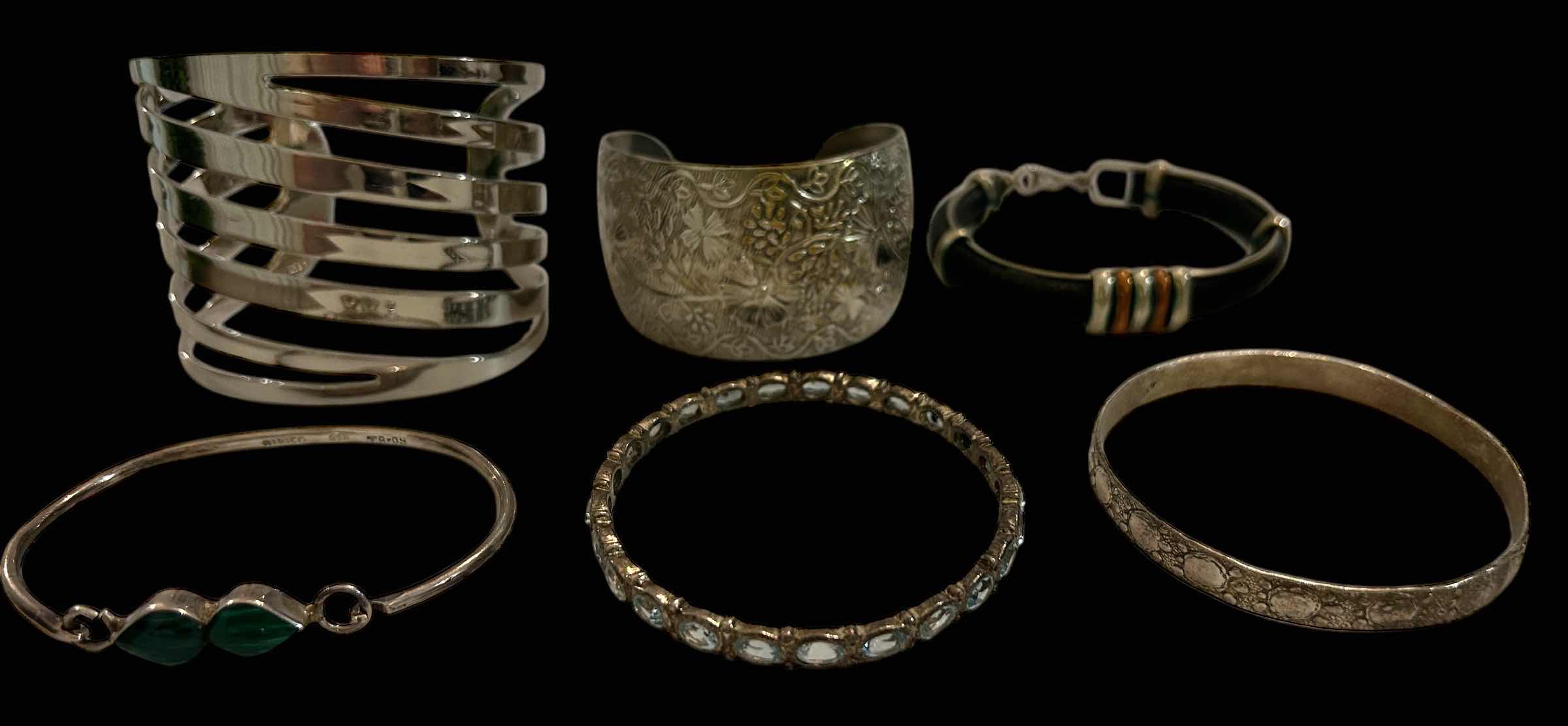 Photo 1 of 6 WOMENS BRACELETS