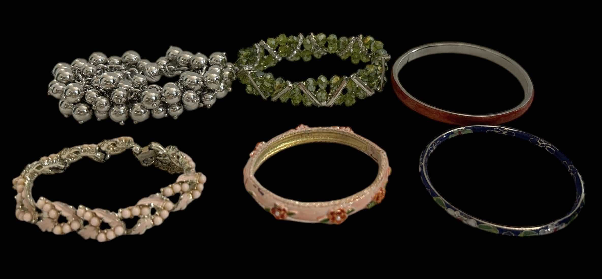 Photo 1 of 6 WOMENS BRACELETS