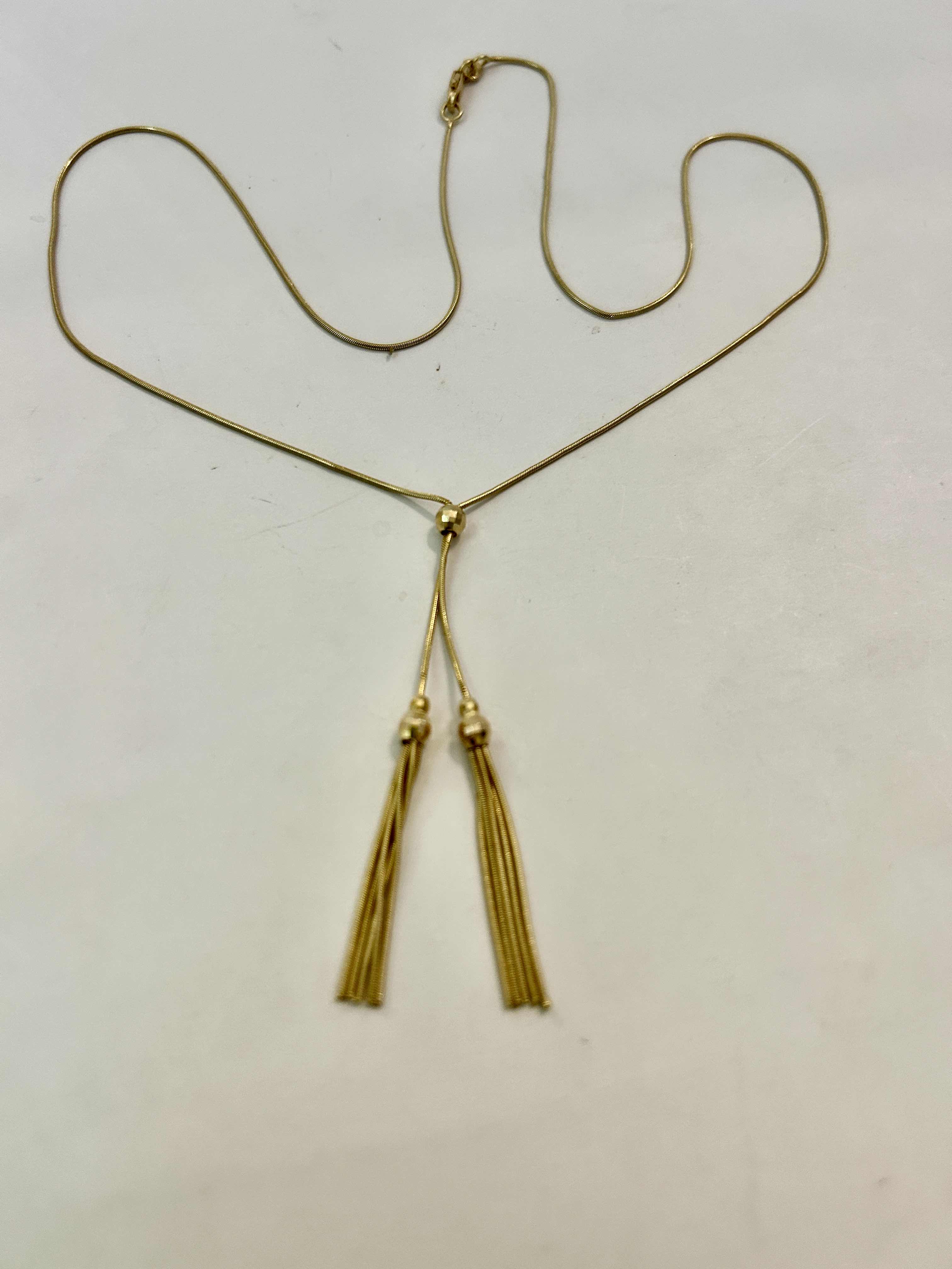 Photo 1 of WOMENS 14K GOLD NECKLACE 22”