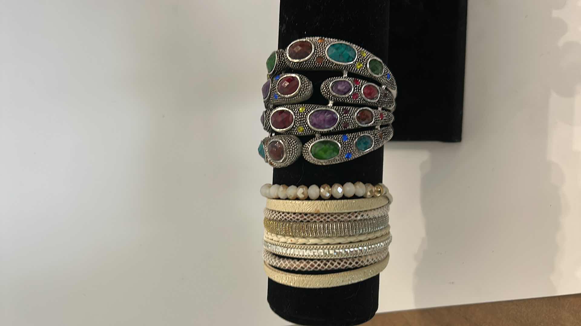 Photo 1 of 4 WOMENS BRACELETS