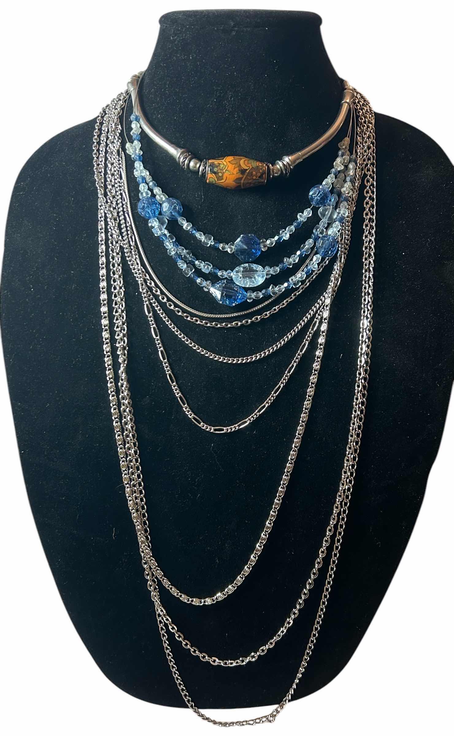 Photo 1 of 4 WOMENS NECKLACE