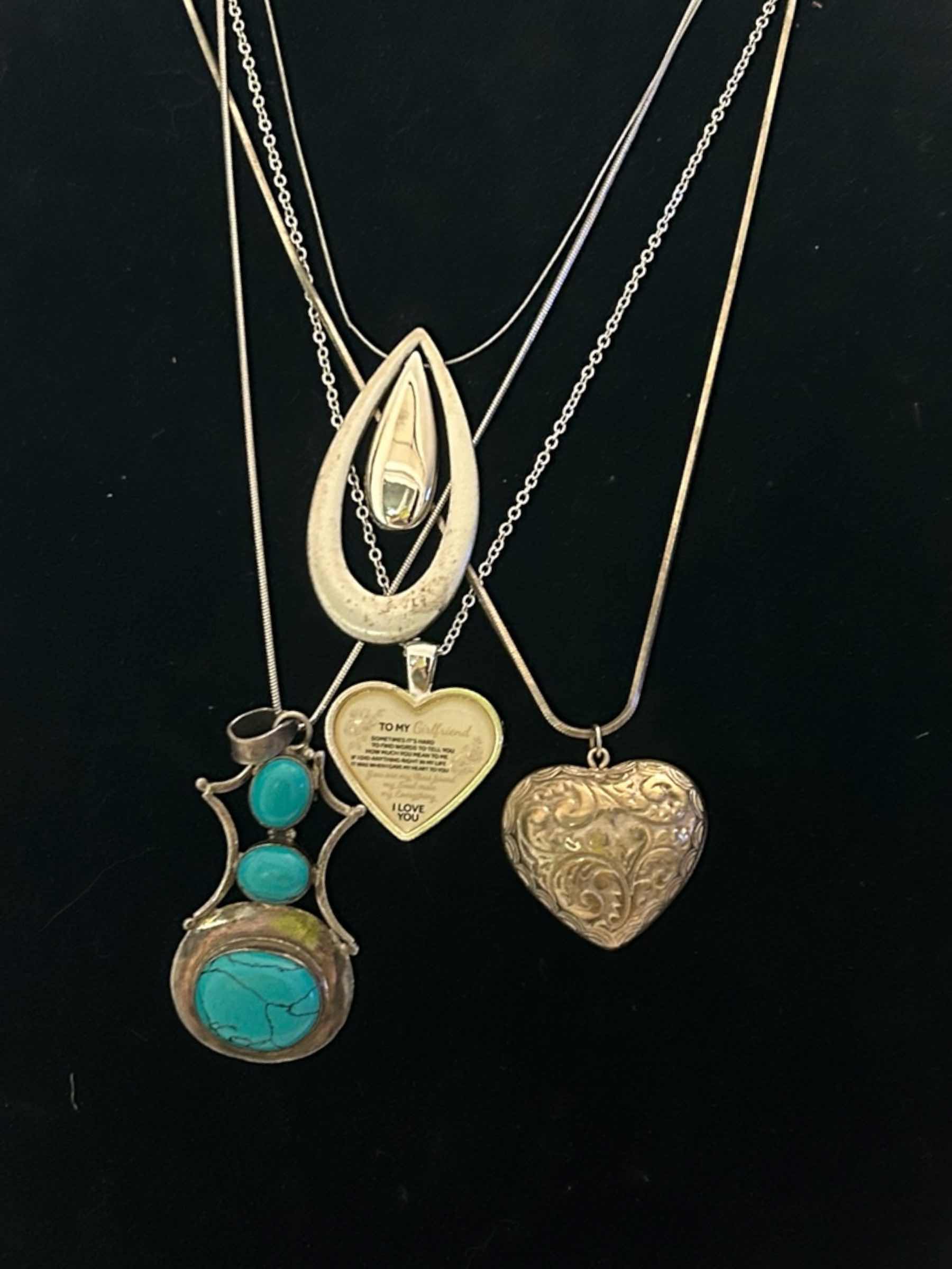 Photo 1 of 4 WOMENS NECKLACES