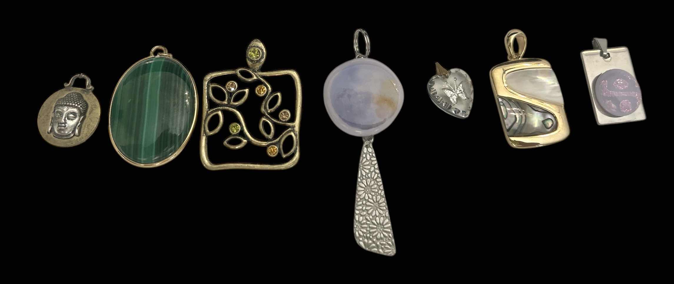 Photo 1 of 7 WOMENS PENDANTS