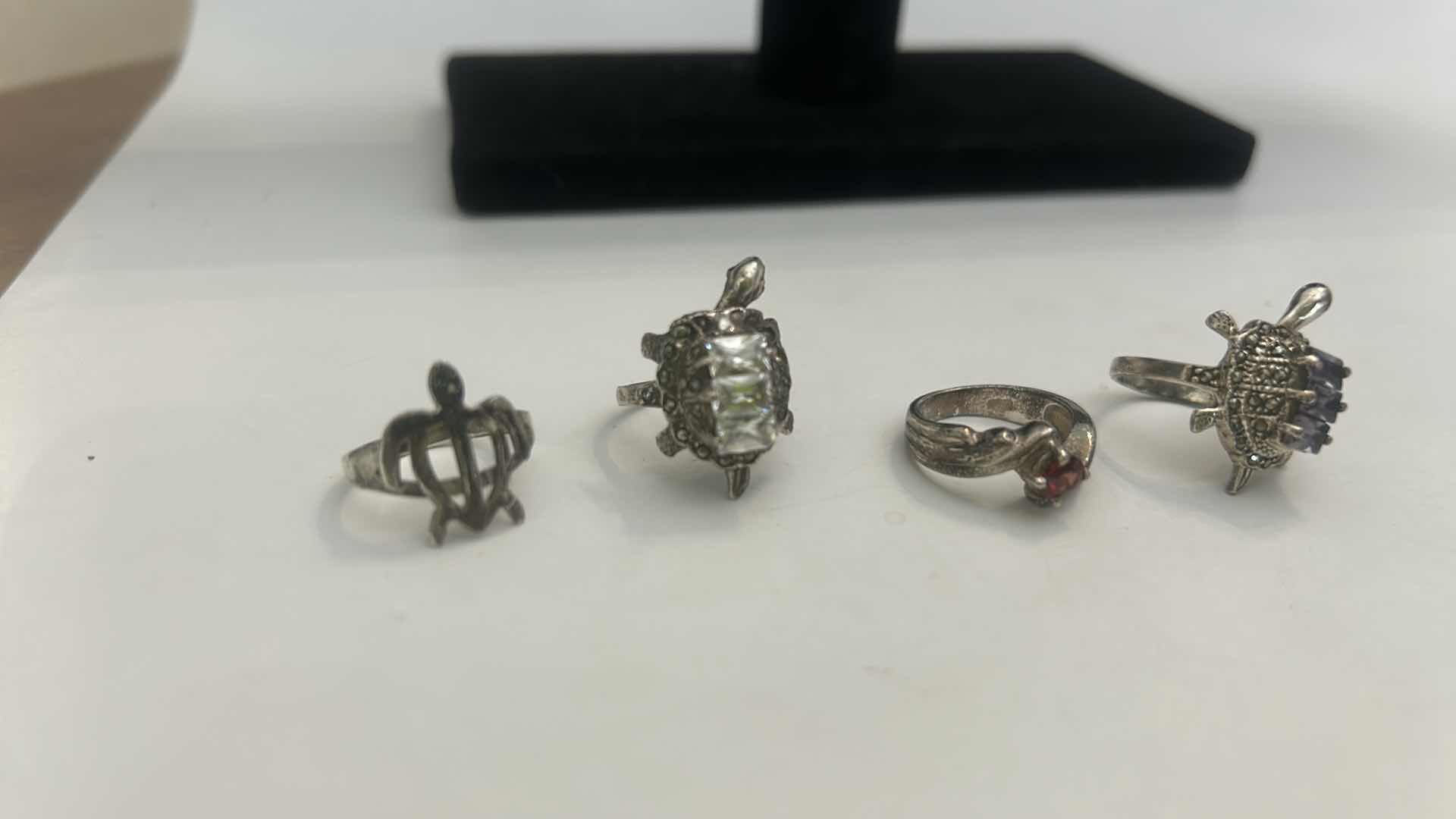 Photo 1 of 4 WOMENS RINGS EST SIZE 7