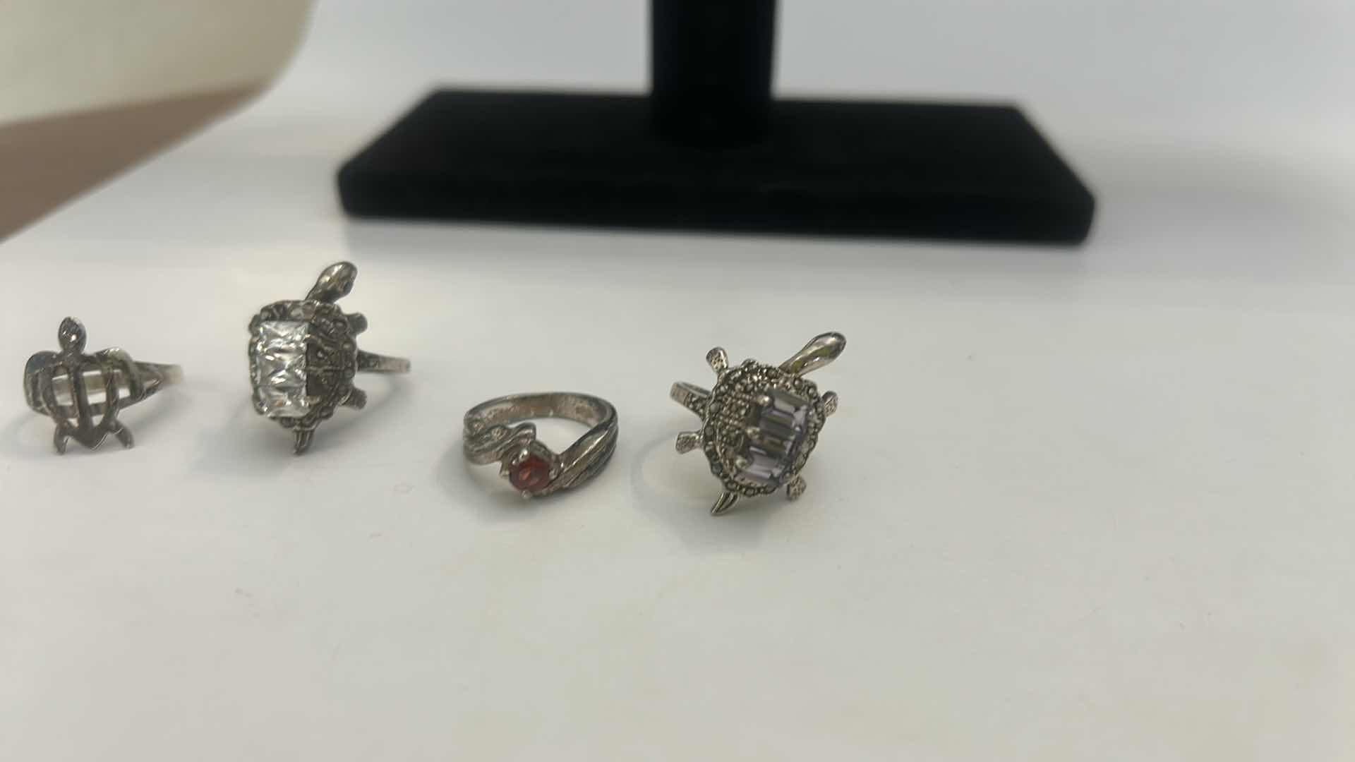 Photo 1 of 4 WOMENS RINGS EST SIZE 7