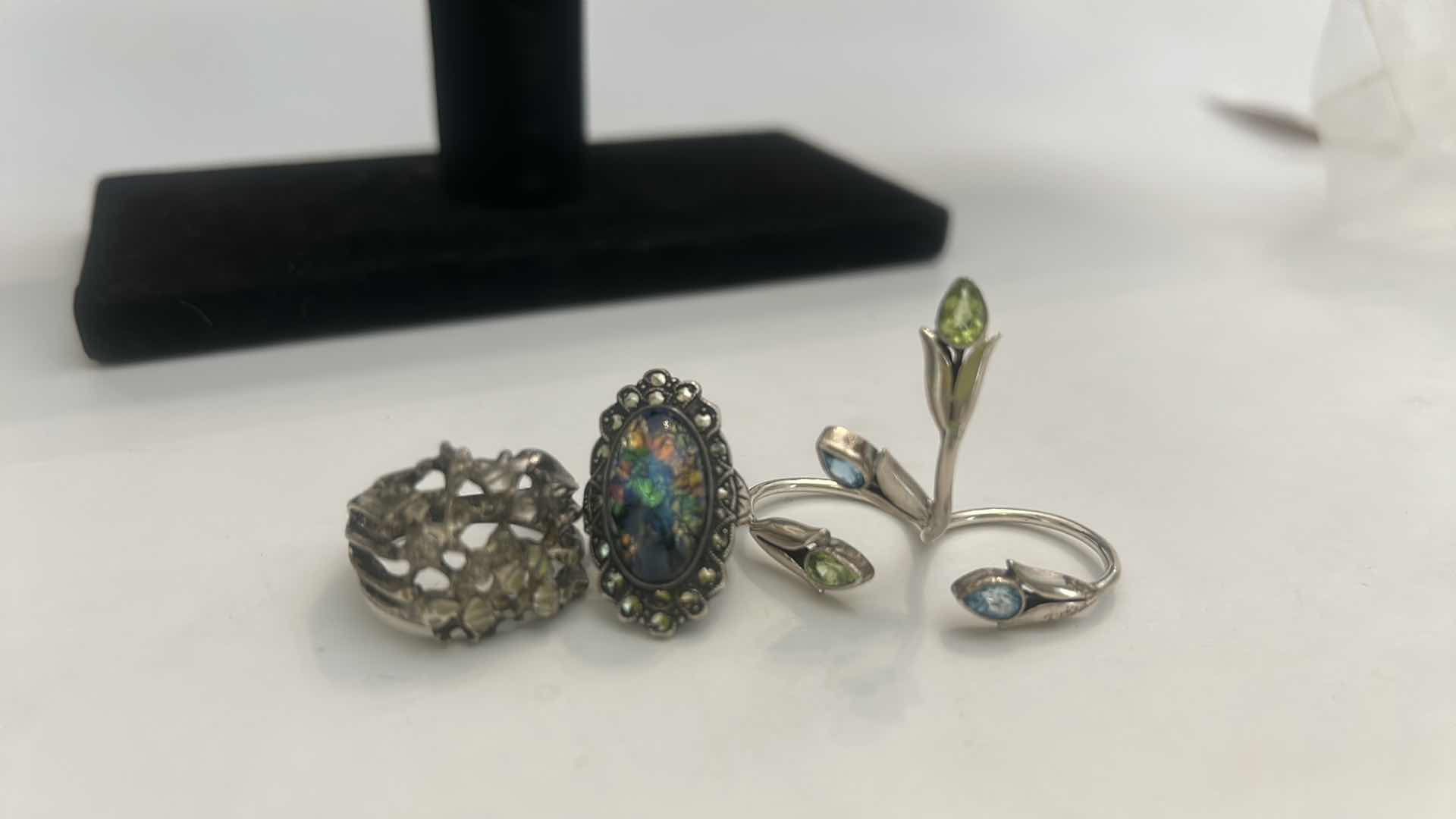 Photo 1 of 3 WOMENS RINGS EST SIZE 7