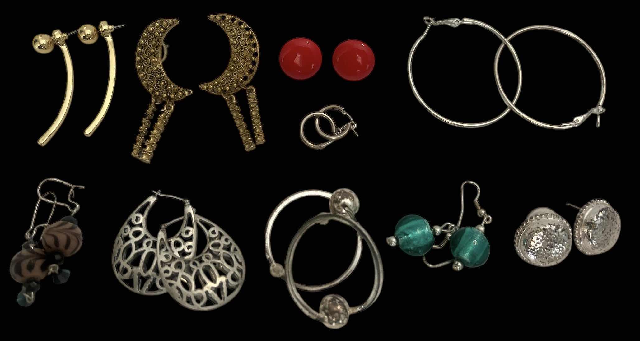 Photo 1 of 10 PAIR OF EARRINGS