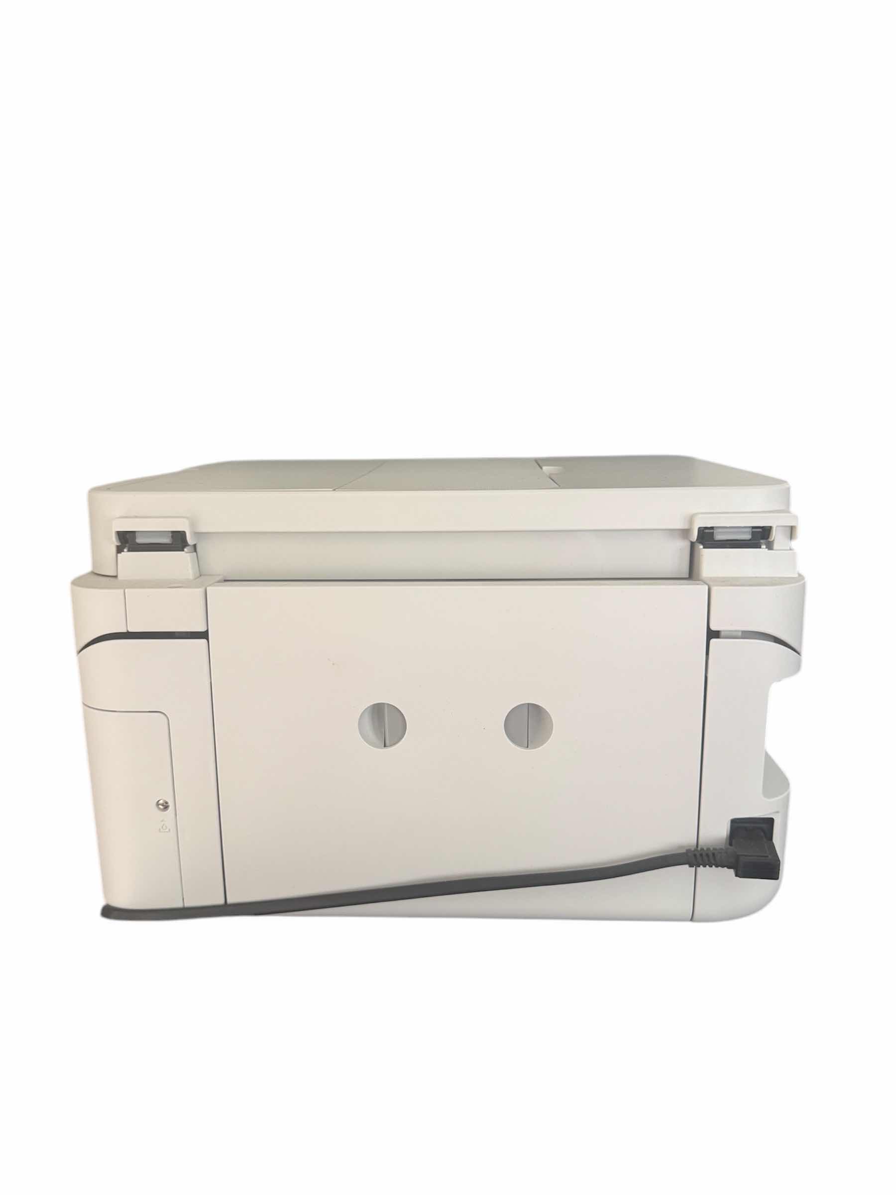Photo 1 of EPSON ECOTANK ET-3850 WIRELESS COLOR ALL IN ONE SUPERTANKER PRINTER

15” X 14” X H9”