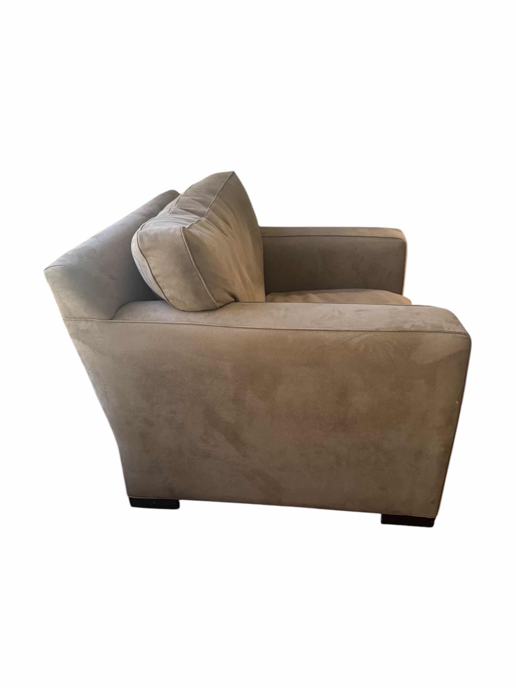 Photo 2 of 250
SUADE KASHEW ARMCHAIR, LIVING ROOM

40.5” X 42.5” X H32”