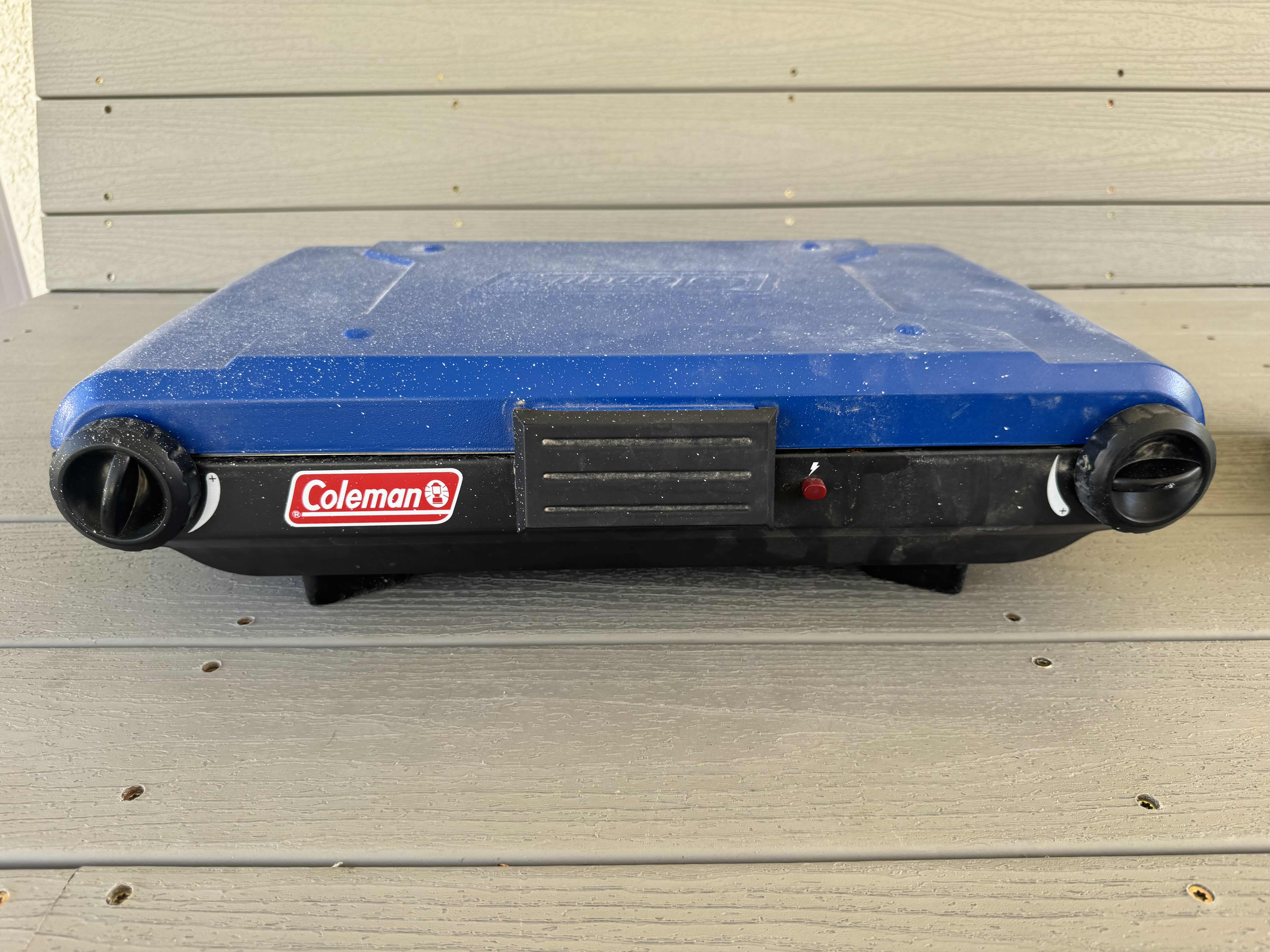 Photo 4 of COLEMAN BURNER PROPANE GRILL STOVE AND 2 PROPANE 16.4OZ TANKS, OUTDOOR, PORTABLE, BLUE

22” X 14.5” X H5.5”