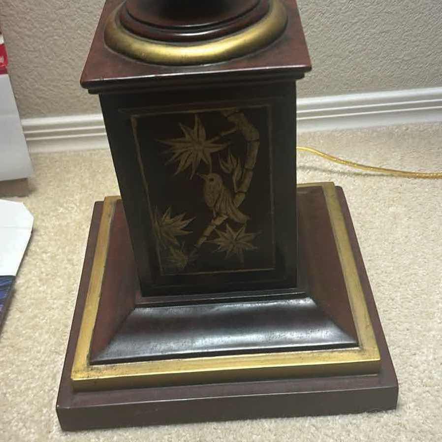 Photo 1 of CHERRYWOOD BASE W BIRDS DECORATIVE FLOOR LAMP H 59”