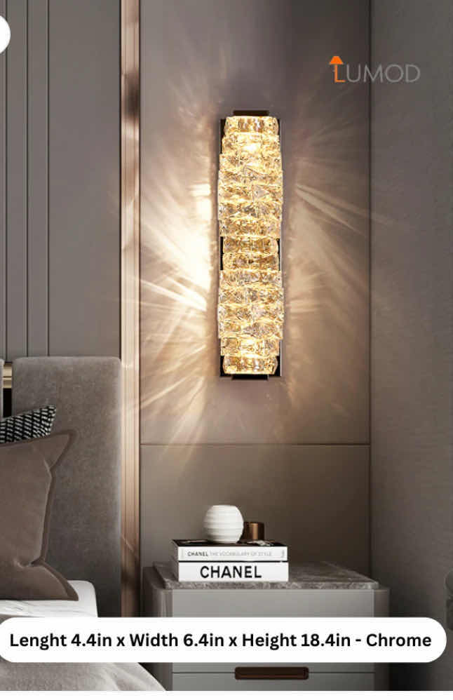 Photo 1 of NIB - ESME DIAMOND GLASS WALL SCONCE LIGHTING 4.4“ x 6.4”H18.4“ LL-1040-MF