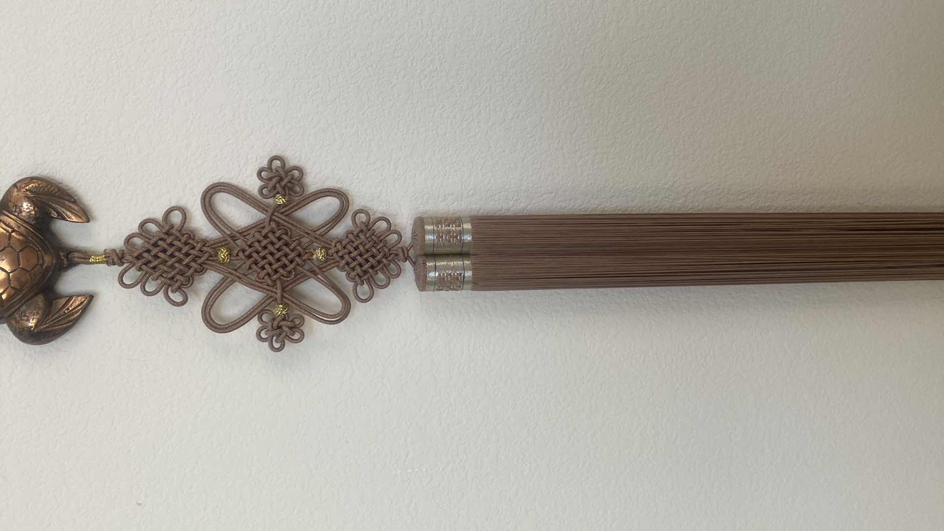 Photo 1 of KOREAN KNOT WITH TURTLE 51”