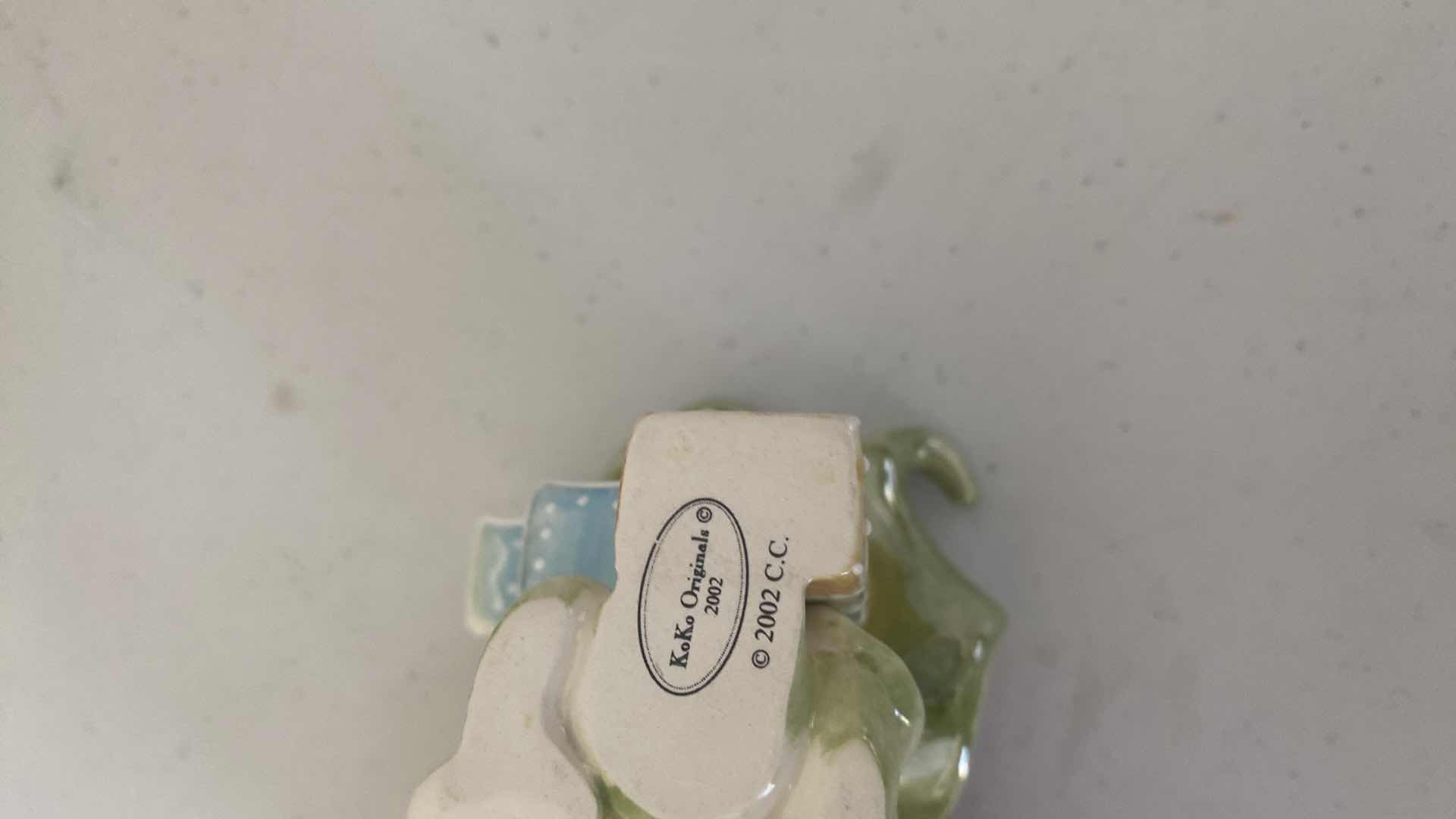 Photo 1 of KO KO ORIGINALS CERAMIC FROGS LARGEST 5” x 3”