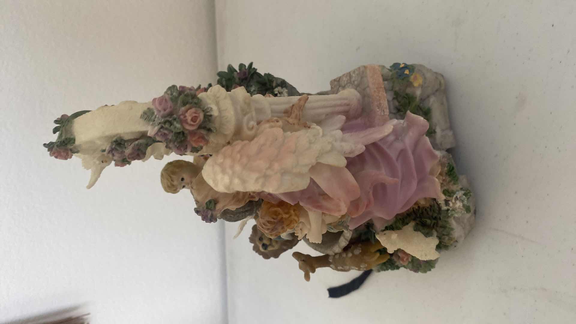 Photo 2 of CLASSIC TREASURES MUSICAL ANGEL PLAYS WIND BENEATH MY WINGS 6 1/2” x 9”