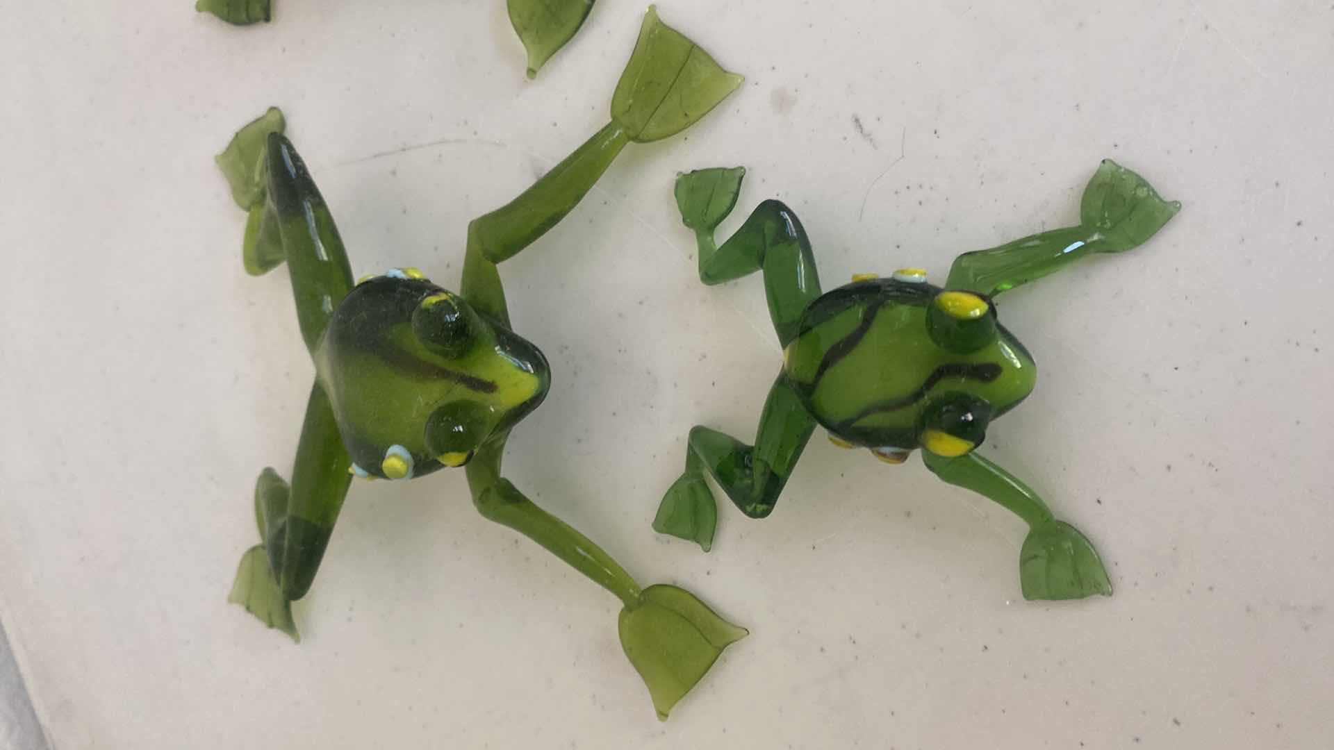 Photo 3 of 3 - GREEN GLASS FROGS LARGEST 6” x 5 1/2”