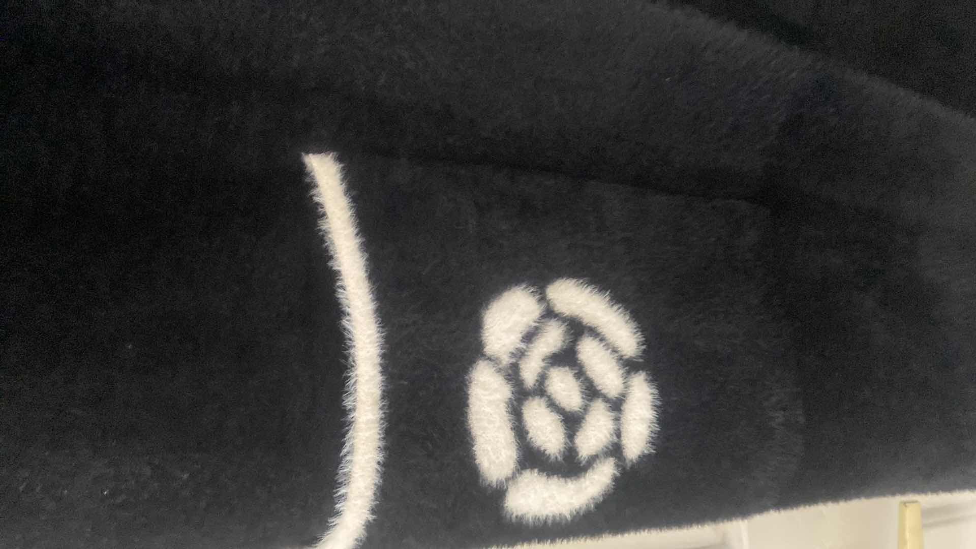 Photo 3 of WOMENS EST SIZE MEDIUM LONG HOODED VEST